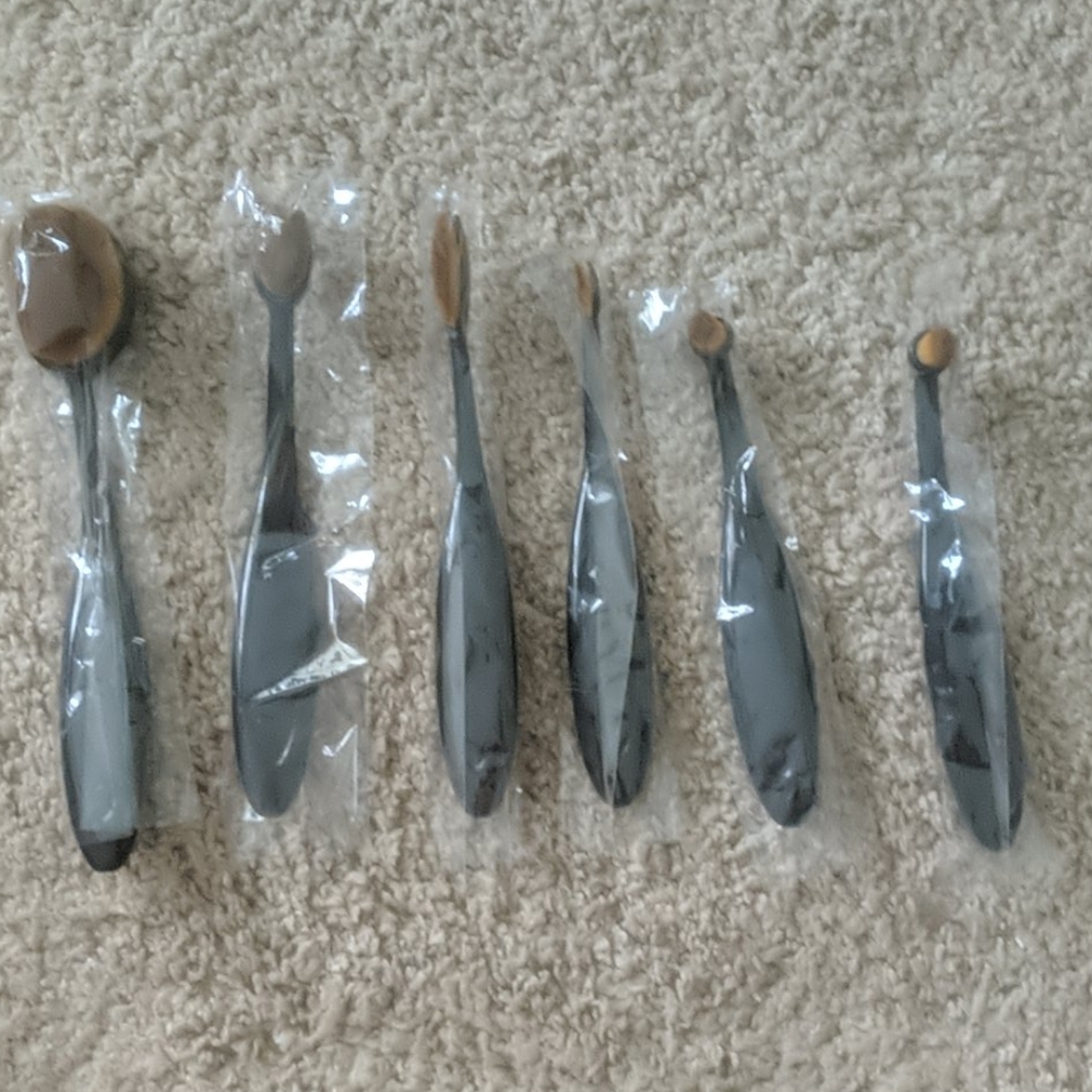 Brush set